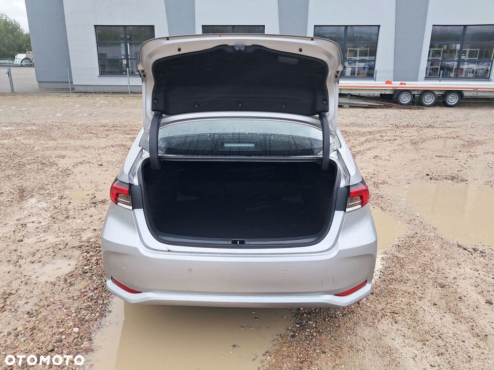 Toyota Corolla 1.8 Hybrid Comfort - 12