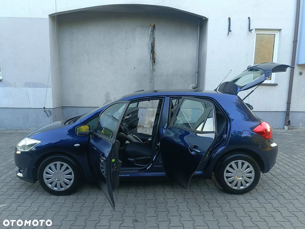 Toyota Auris 1.4 VVT-i - 19