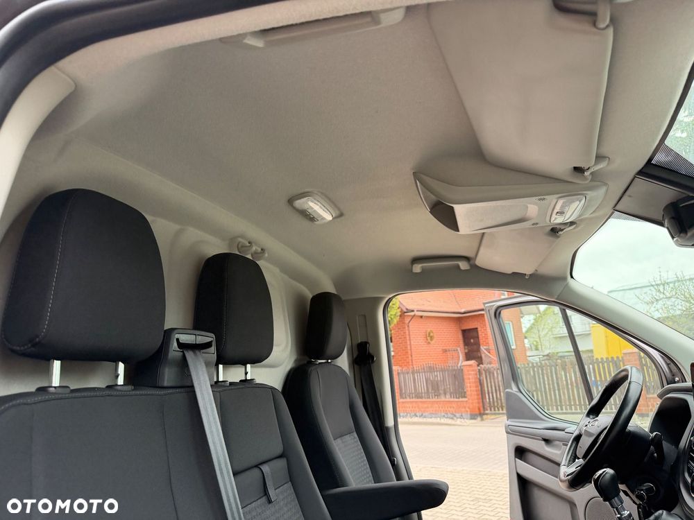 Ford TRANSIT CUSTOM - 27