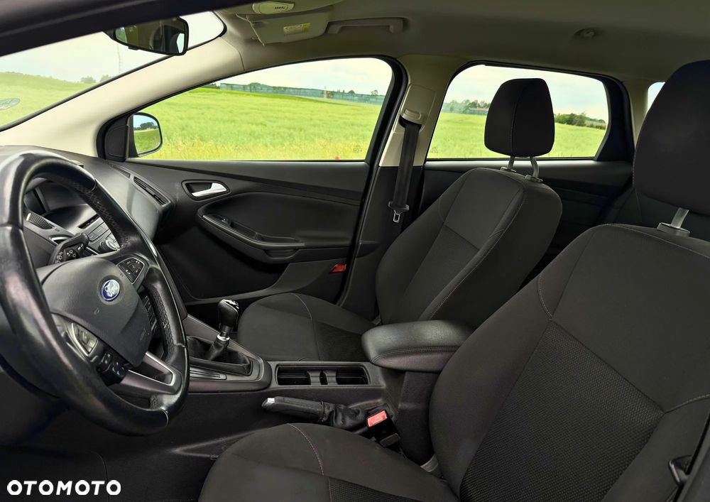 Ford Focus 1.5 TDCi Trend - 4