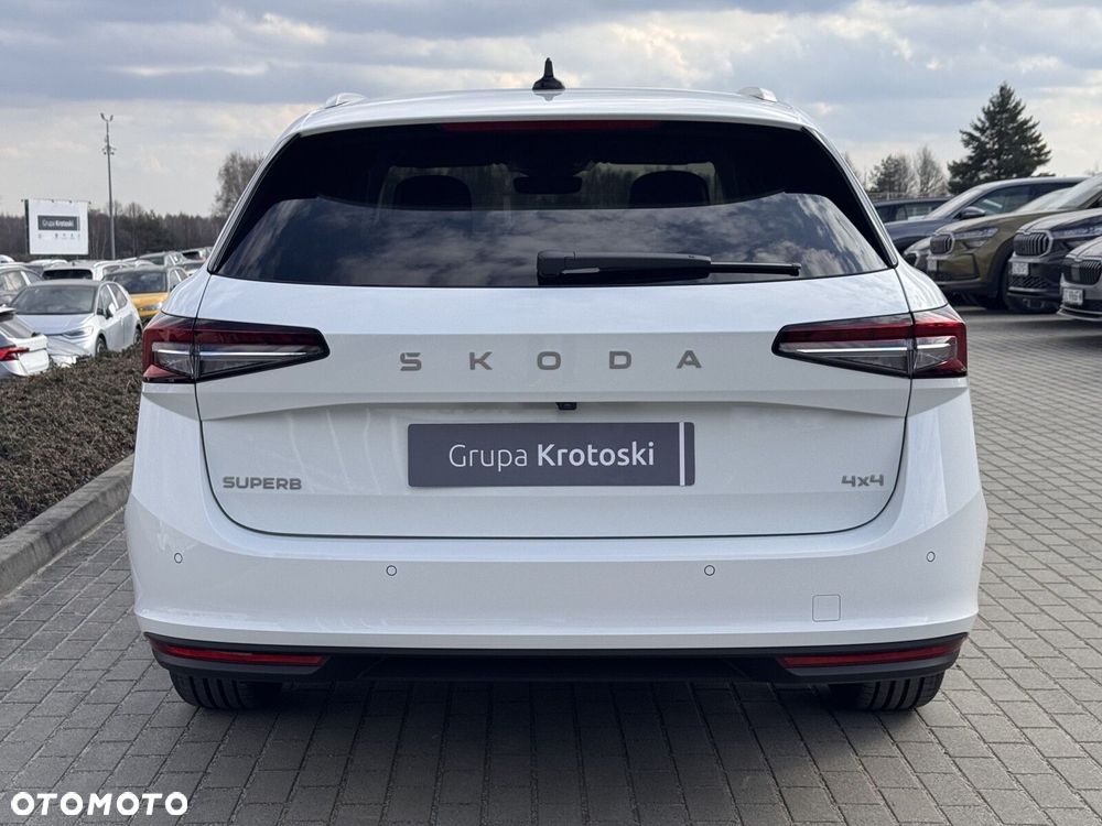 Skoda Superb 2.0 TDI SCR 4x4 Drive DSG - 5