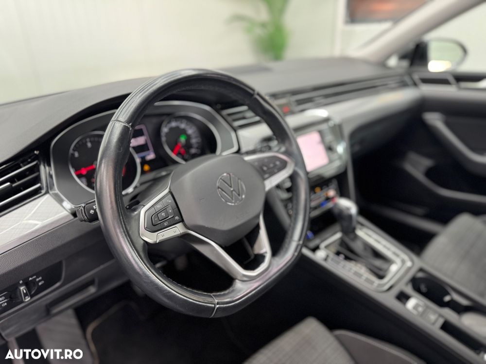Volkswagen Passat 2.0 TDI DSG Comfortline - 8