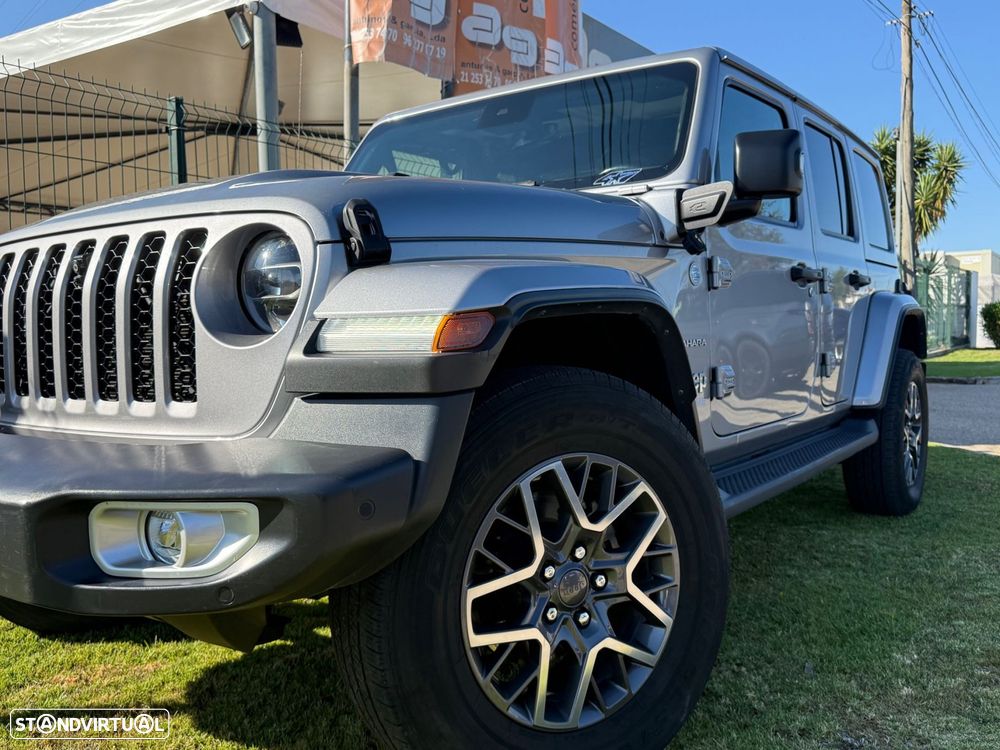 Jeep Wrangler Unlimited - 35