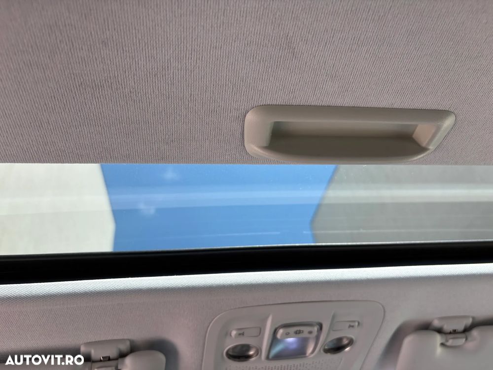 Peugeot 208 PureTech 110 Stop & Start EAT6 Signature - 10
