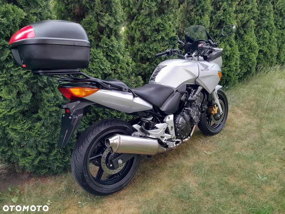 Honda CBF - 4