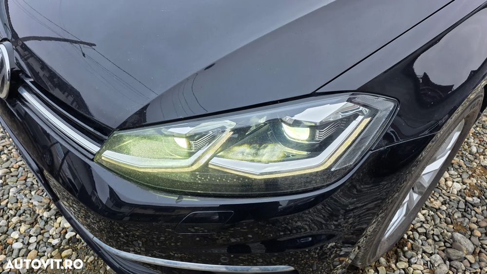 Volkswagen Golf 2.0 TDI BlueMotion Technology Cup - 13