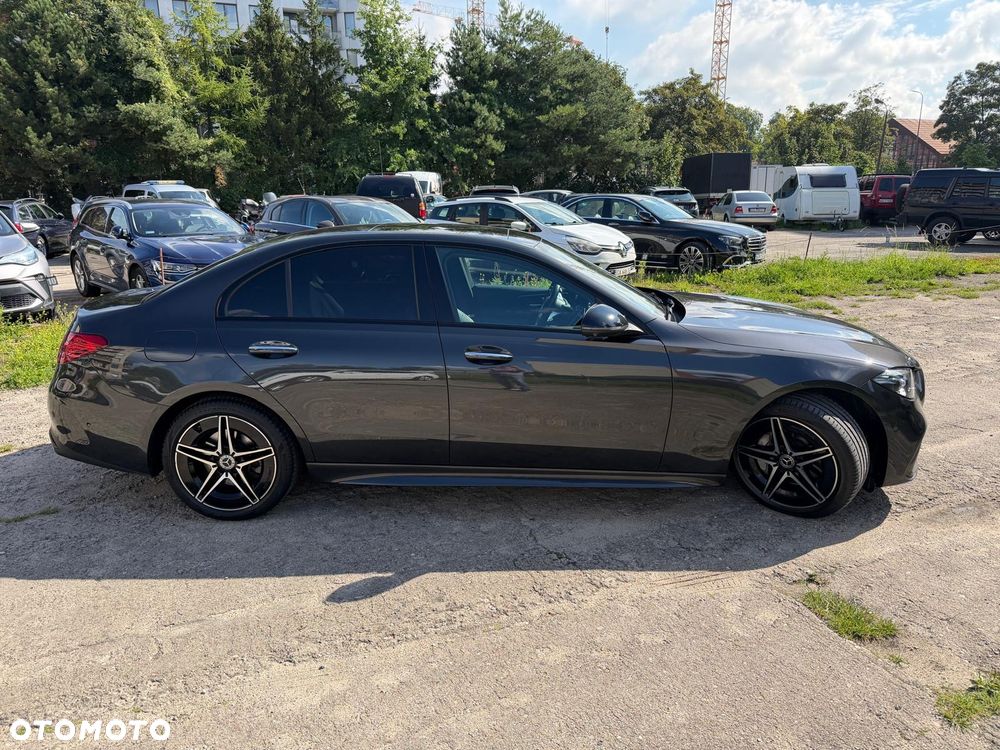 Mercedes-Benz Klasa C 220 d mHEV AMG - 8