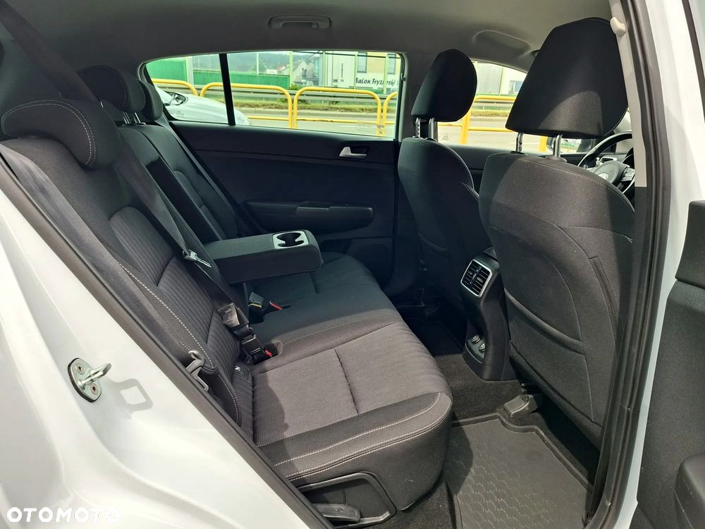 Kia Sportage 1.6 T-GDI M 4WD - 19