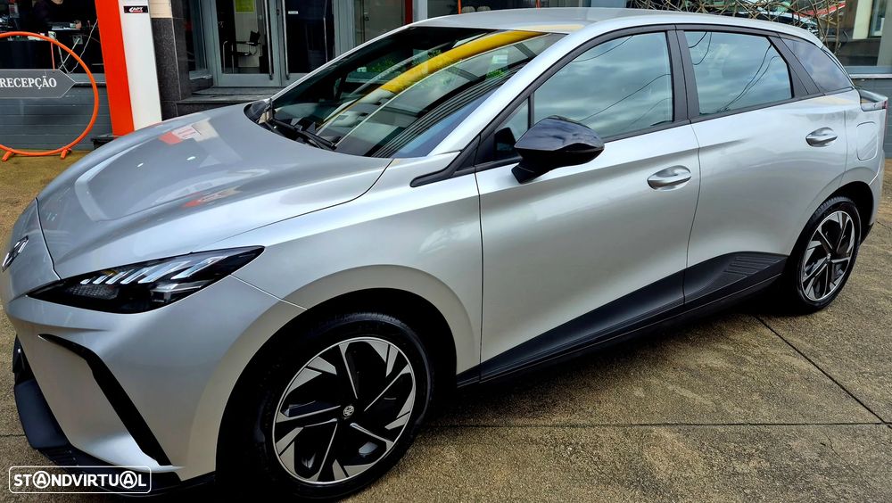 MG MG4 51 kWh Standard - 21