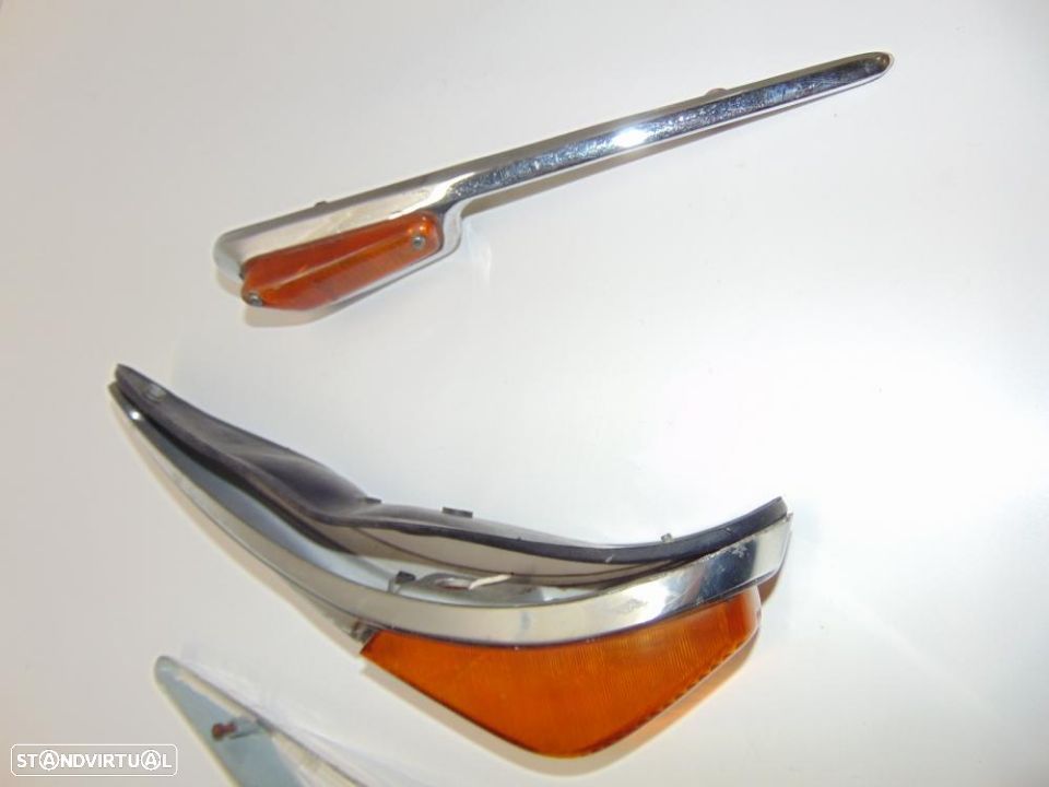 Antigos e clássicos farolins de guarda lamas - 9