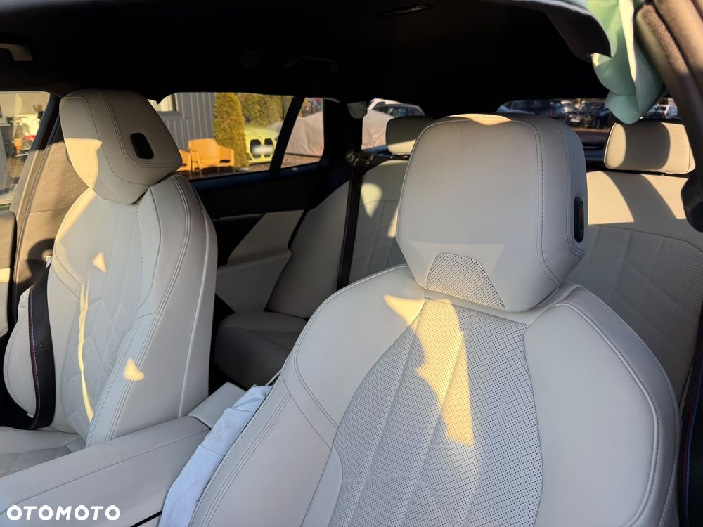 BMW i5 83.9kWh eDrive40 - 22