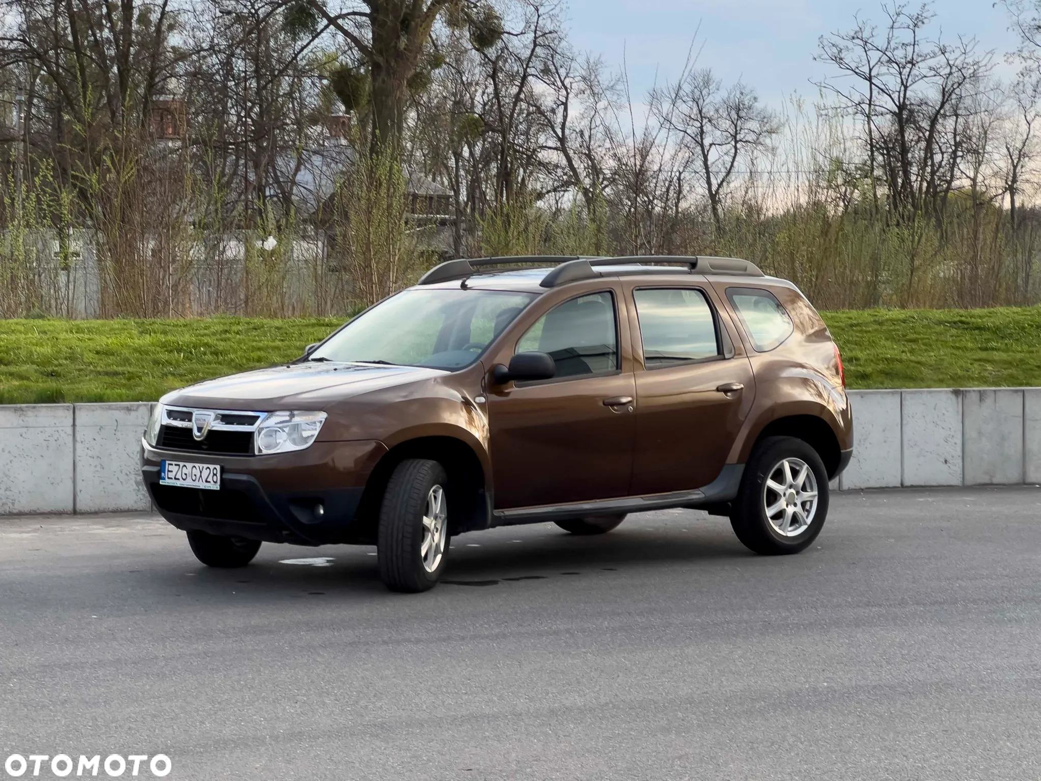 Dacia Duster 1.6 Laureate - 24