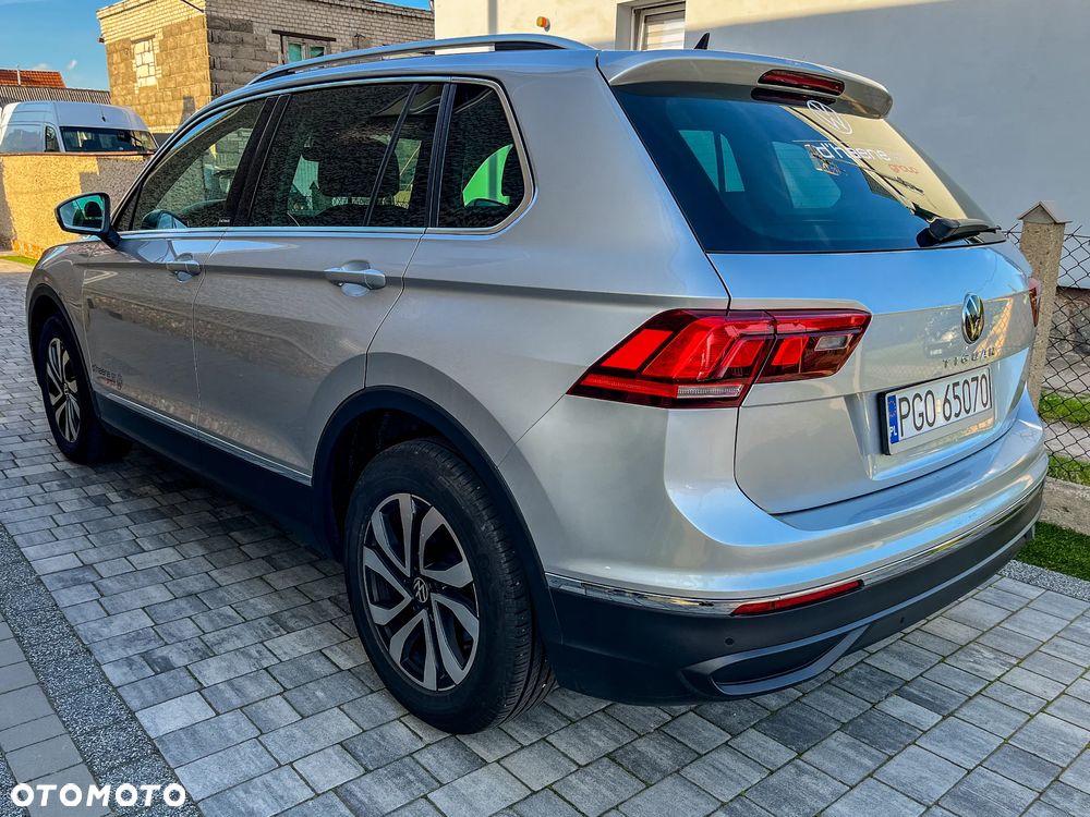 Volkswagen Tiguan - 5