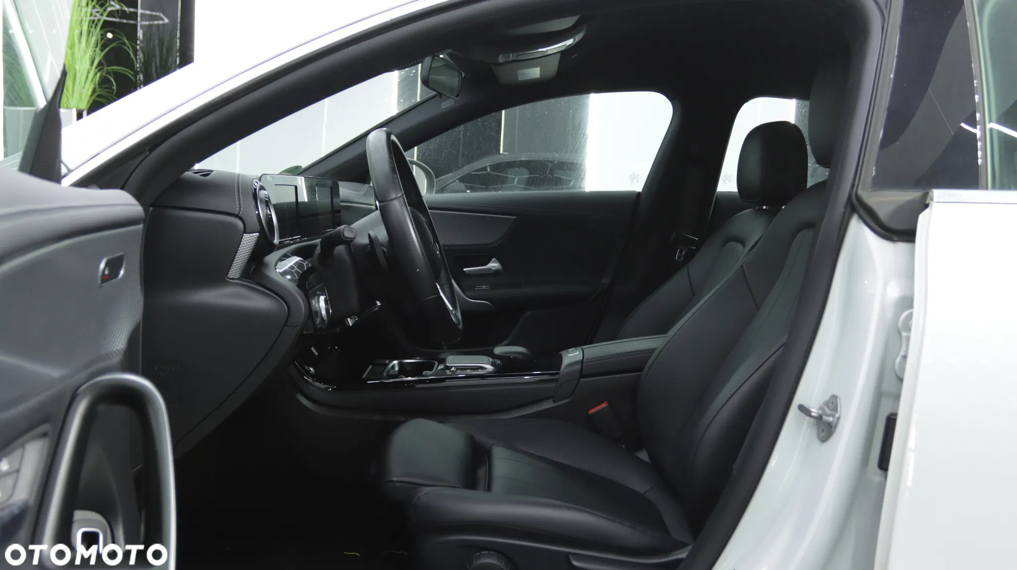 Mercedes-Benz CLA 220 d AMG Line 8G-DCT - 17