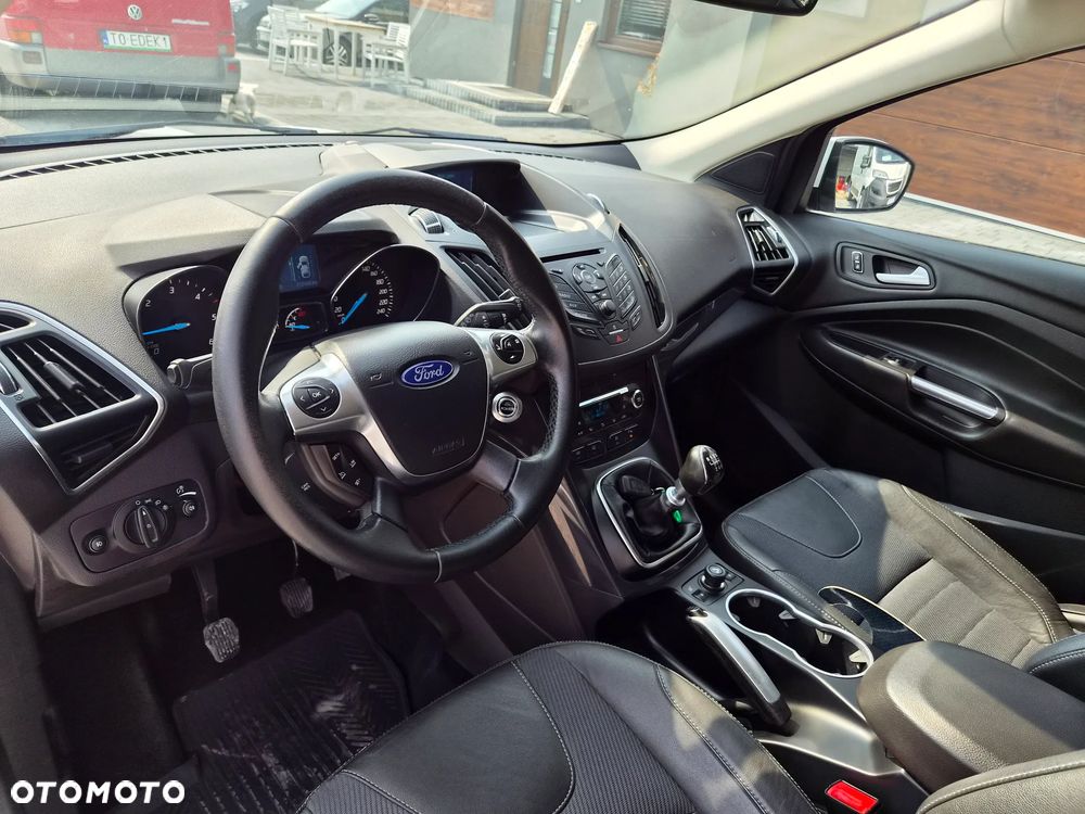 Ford Kuga - 15