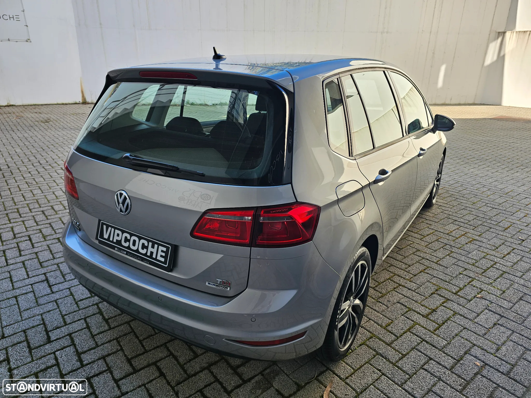 VW Golf 1.6 TDI Highline - 31