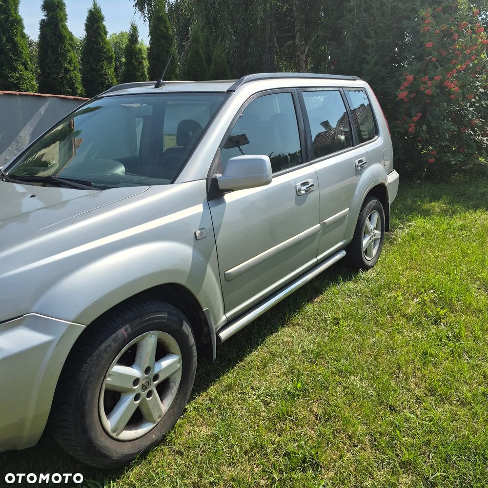 Nissan X-Trail 2.2 dCi 4x4 Comfort - 2