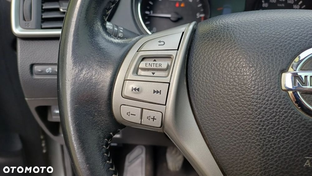 Nissan Qashqai 1.6 DCi ALL-MODE 4x4i TEKNA - 10