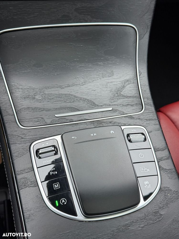 Mercedes-Benz GLC Coupe 300 d 4Matic 9G-TRONIC AMG Line - 14