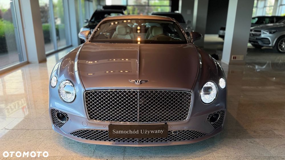 Bentley Continental GT - 32