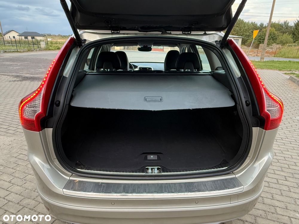 Volvo XC 60 - 32