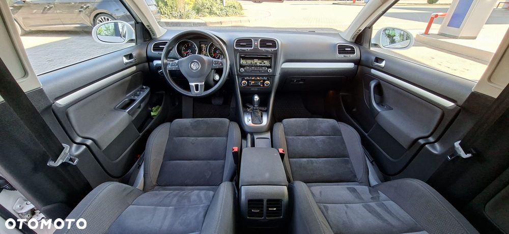Volkswagen Golf Variant 1.4 TSI DSG Exclusive - 10