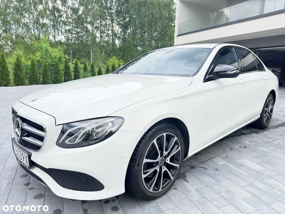 Mercedes-Benz Klasa E 220 d 4-Matic - 8