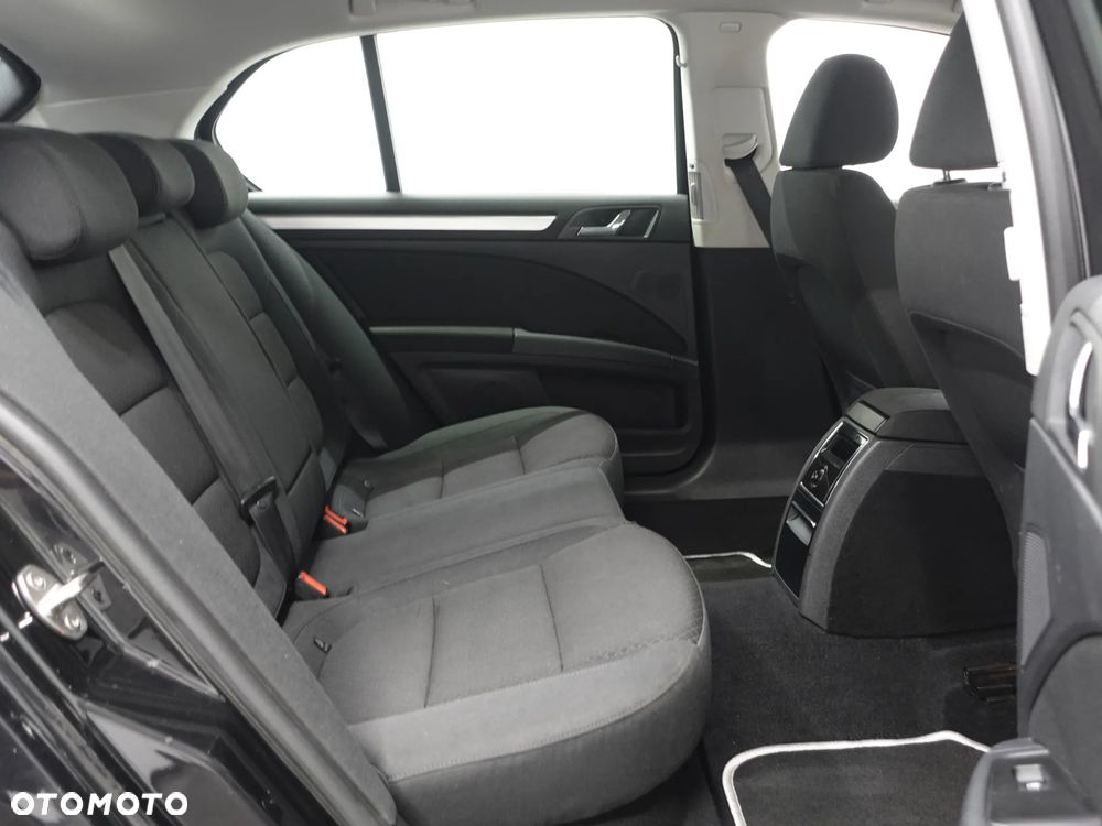 Skoda Superb 1.6 TDI Green tec Ambition - 24