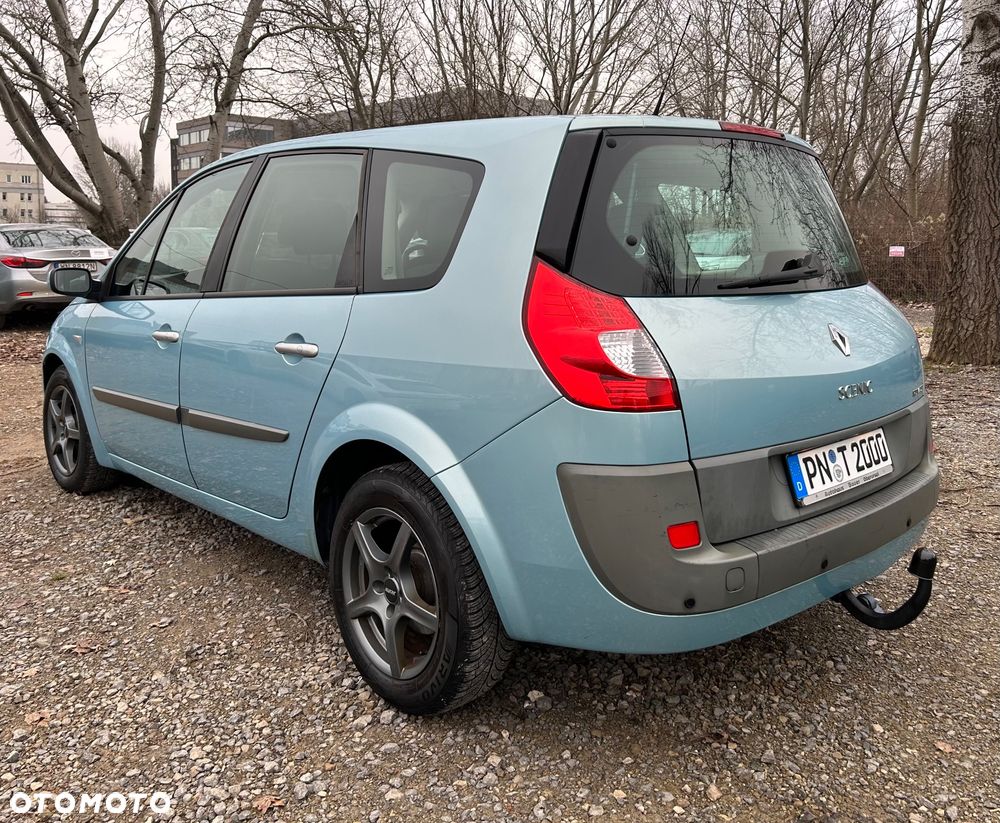 Renault Grand Scenic - 4