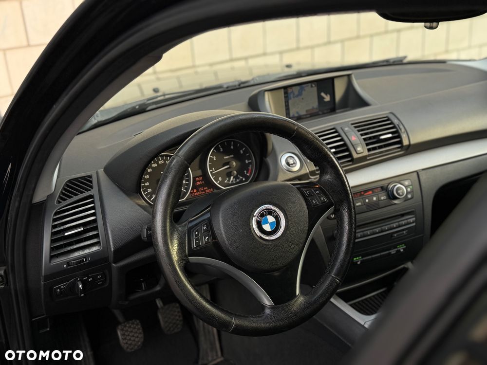 BMW Seria 1 116i - 31