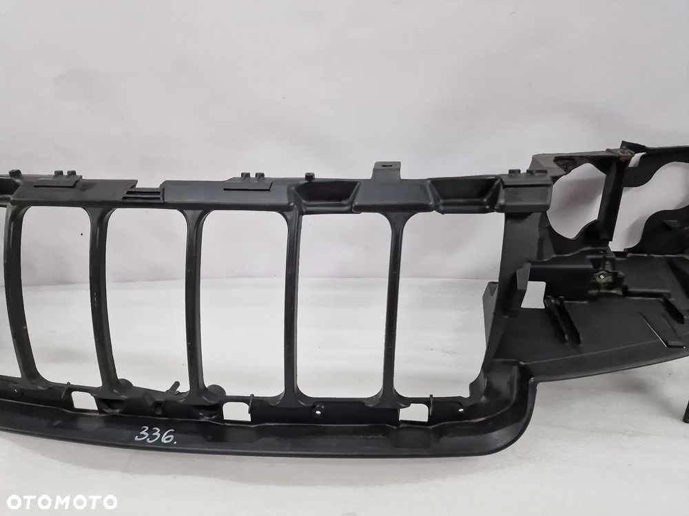 JEEP CHEROKEE WJ / WG LIFT 03- GÓRNE WZMOCNIENIE ZDERZAKA PRZEDNIEGO PRZÓD , NR HR04WJ30987 / 55156753 , NR AUKCJI WZM336 - 5