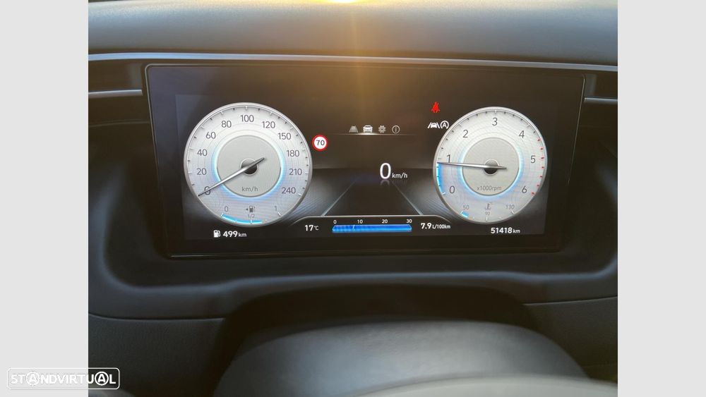 Hyundai Tucson 1.6 CRDi Premium - 16
