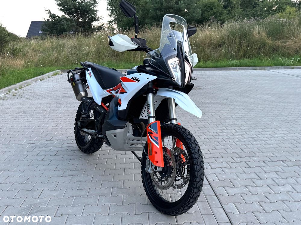KTM Adventure 890 - 9