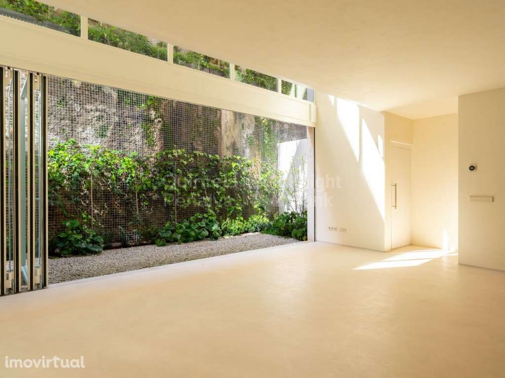 Moradia T3+1 contemporânea, pátio privado, Marvila, Lisboa - Grande imagem: 2/30