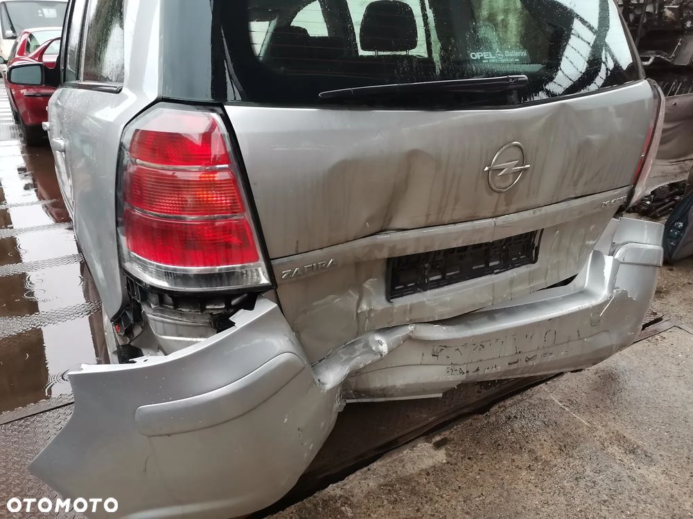 Opel Zafira B 1.9CDTI drzwi silnik skrzynia blotnik fotel lampa maglownica polos lusterko  lak 157 - 4