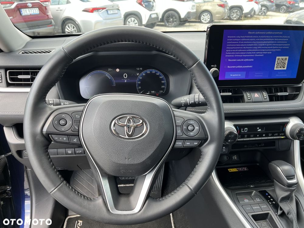 Toyota RAV4 - 16