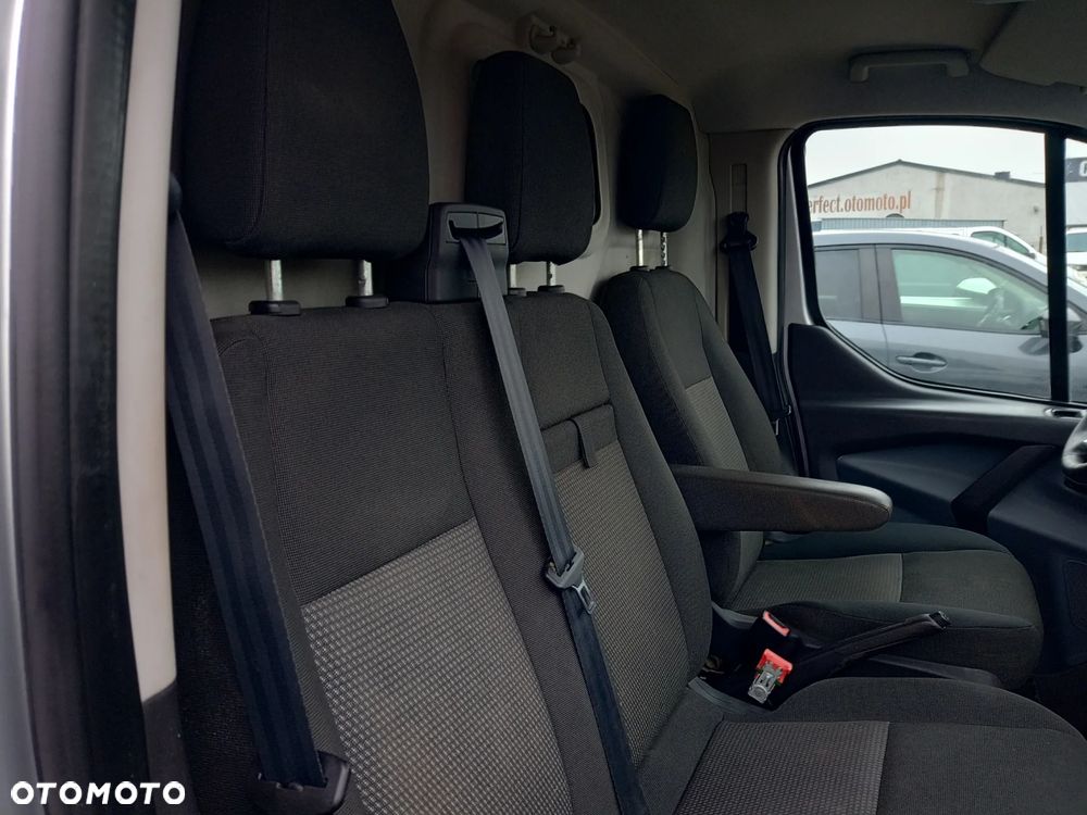 Ford Transit Custom - 9
