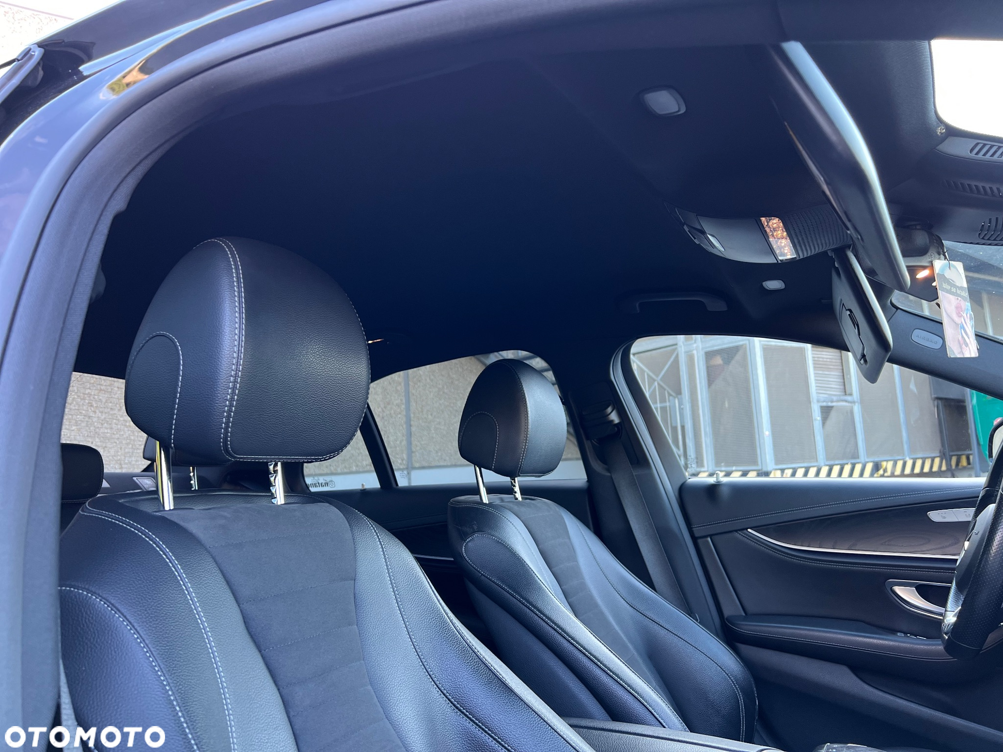 Mercedes-Benz Klasa E 220 d 9G-TRONIC - 13