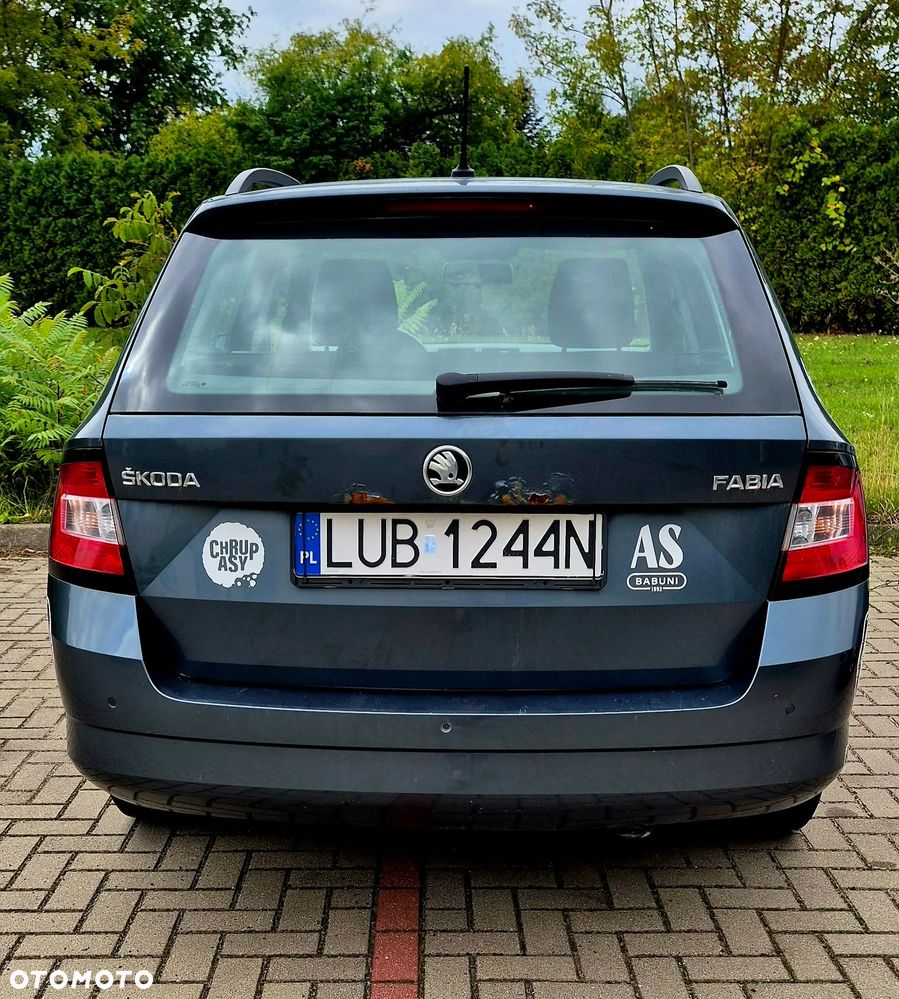 Skoda Fabia 1.2 TSI Active - 4