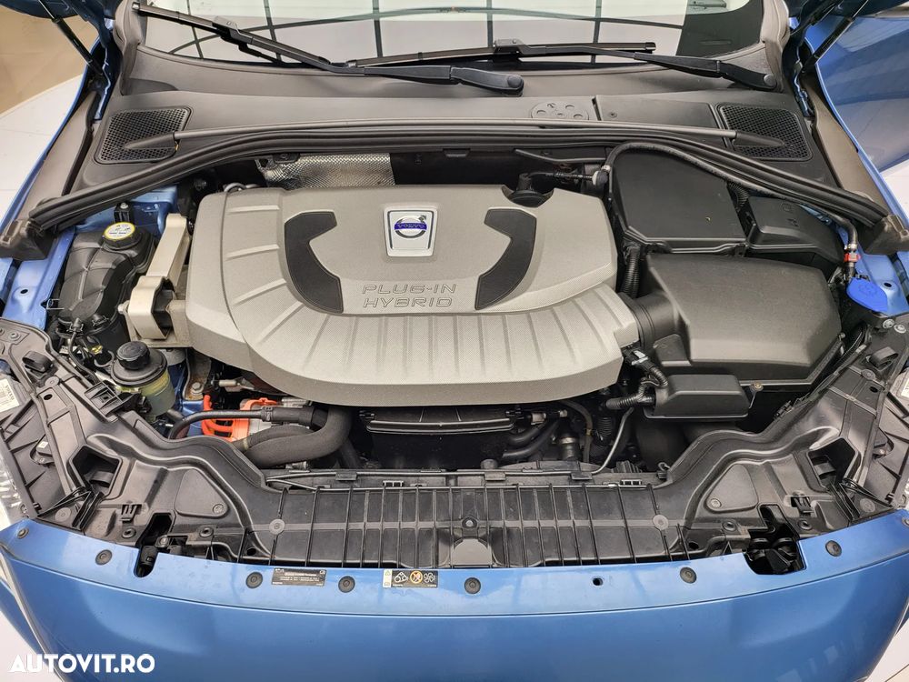 Volvo V60 D6 Plug-In-Hybrid AWD Geartronic Momentum - 19