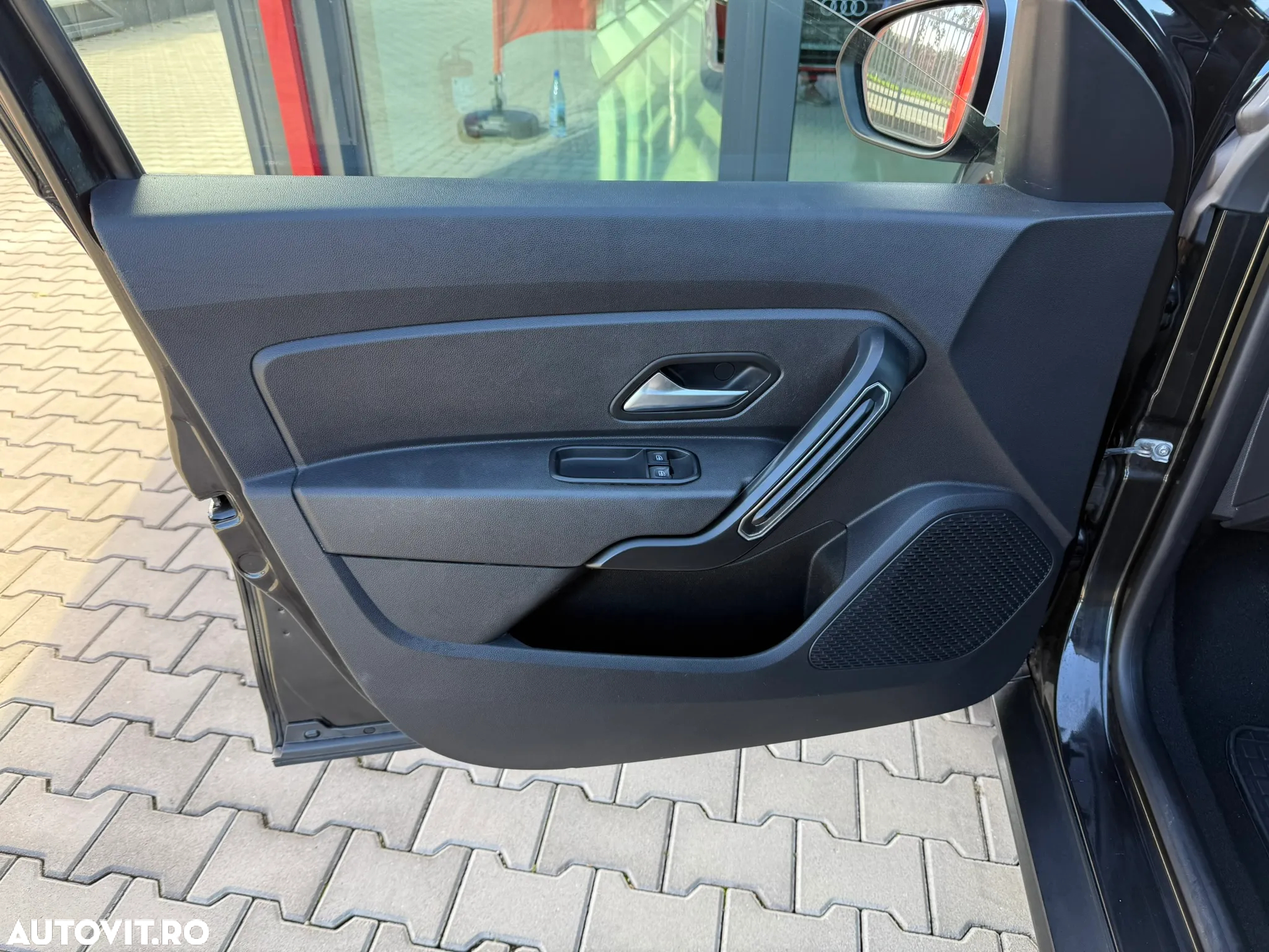Dacia Duster 1.6 SCe Comfort - 18