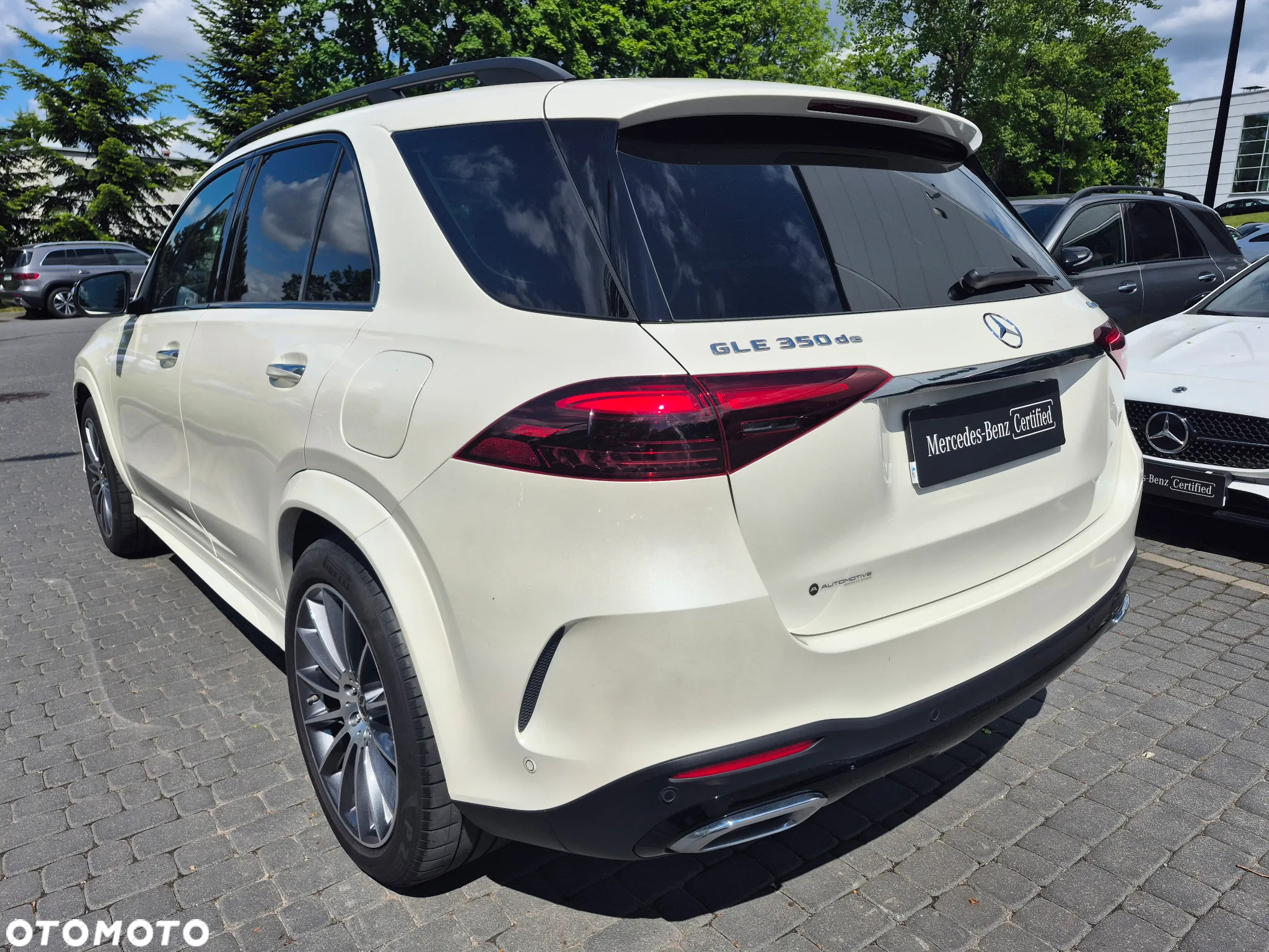 Mercedes-Benz GLE 350 de PHEV 4-Matic AMG Line - 11
