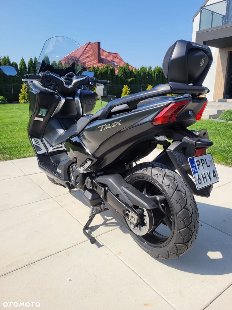 Yamaha Tmax - 25
