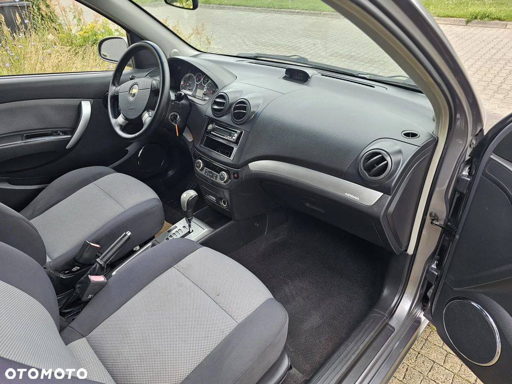 Chevrolet Aveo 1.4 16V LS - 24