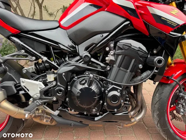 Kawasaki Z 900 - 5
