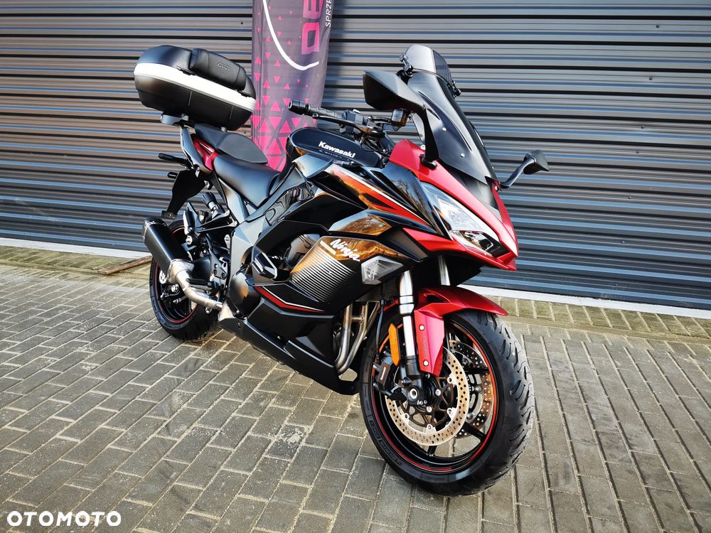 Kawasaki Ninja 1000 SX - 32