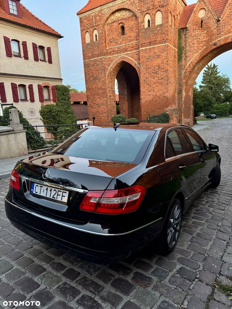 Mercedes-Benz Klasa E - 18