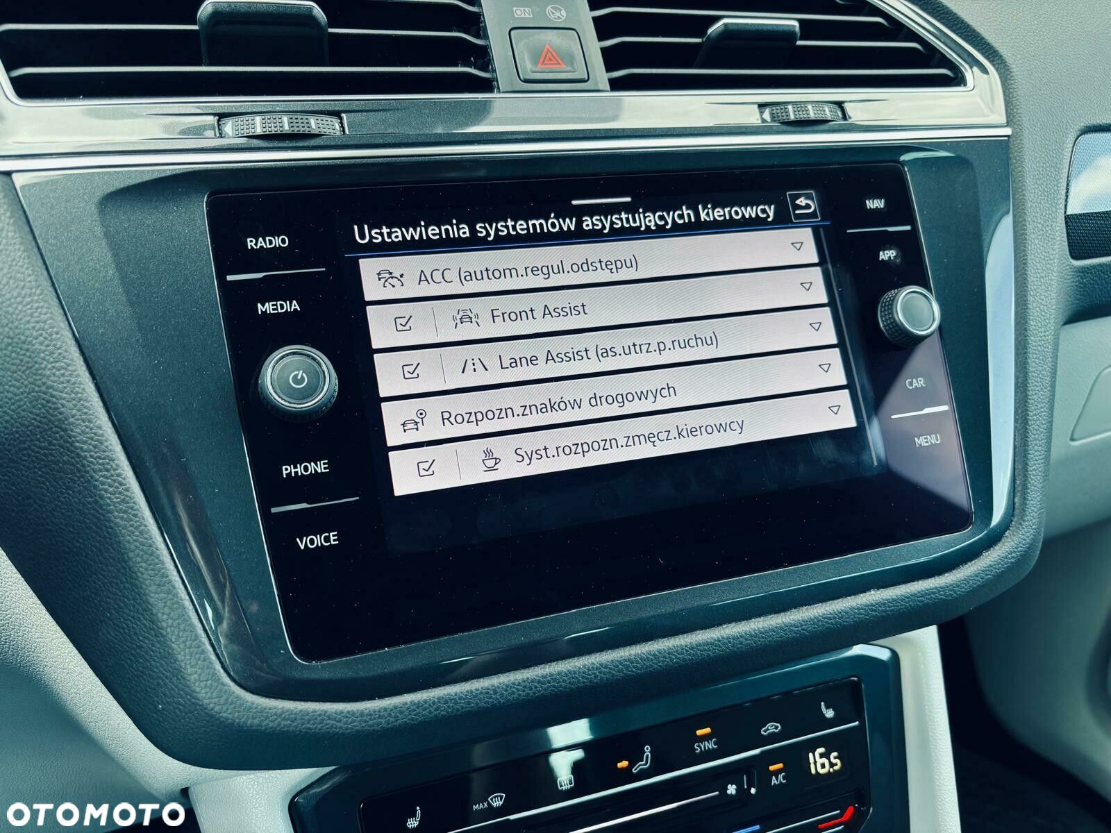 Volkswagen Tiguan 1.5 TSI EVO Elegance DSG - 29