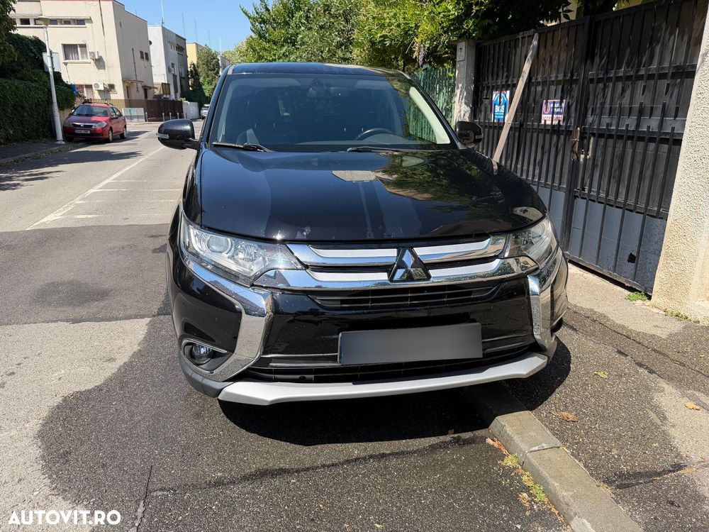 MITSUBISHI Outlander 2017 — imagine 3