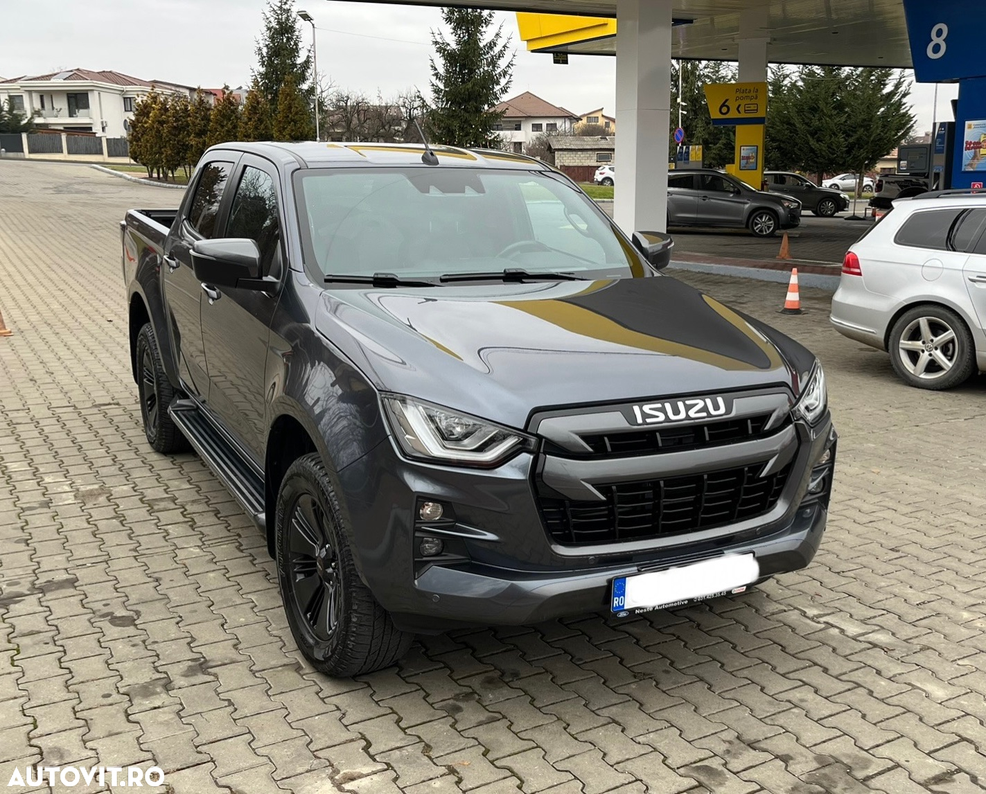 Isuzu D-Max 1.9 DSL 4x4 Double Cab AT Executive - 2